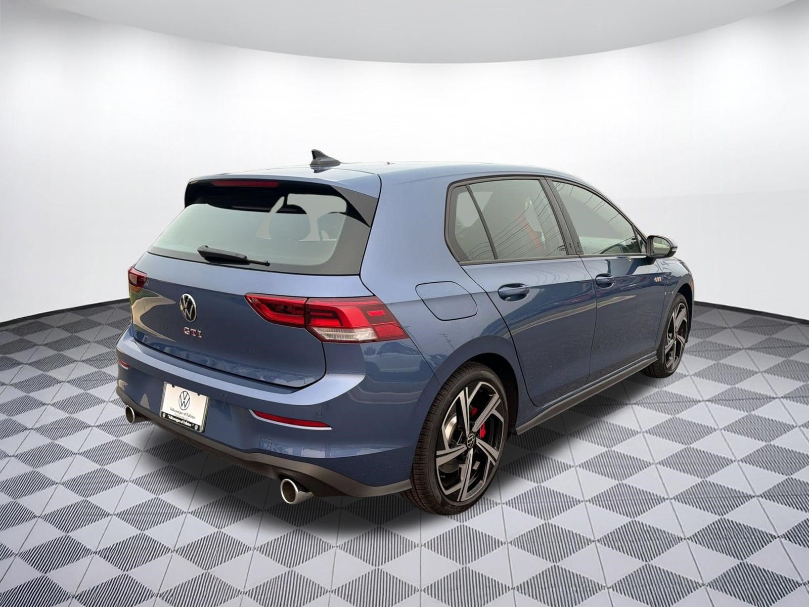 New 2026 Volkswagen Golf SE FWD image 9