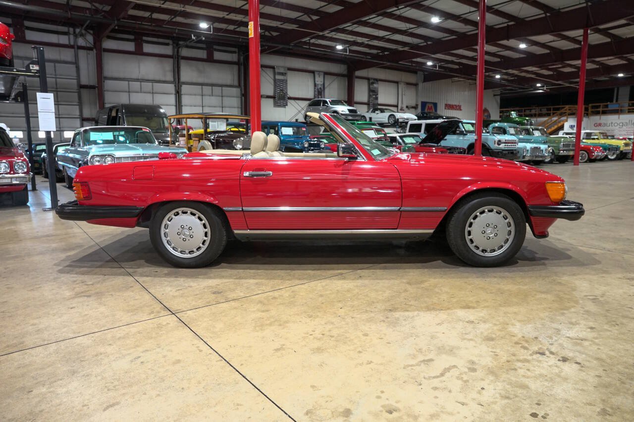 Used 1987 Mercedes-Benz 560 SL image 10