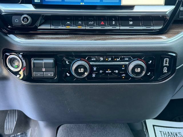 Used 2025 Chevrolet Silverado 1500 LT AWD/4WD image 30