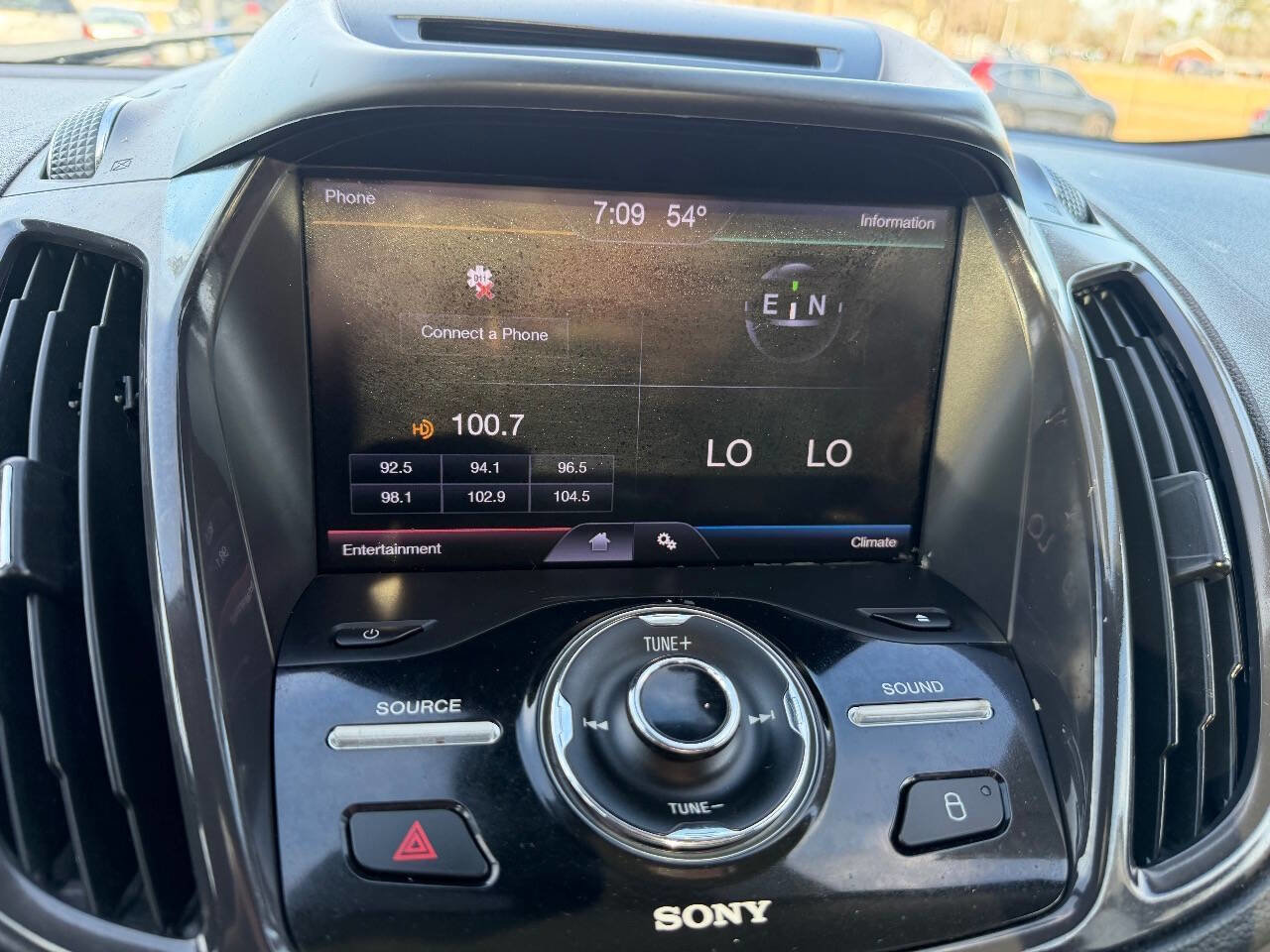 Used 2013 Ford Escape Titanium w/ Parking Technology Pkg FWD image 20