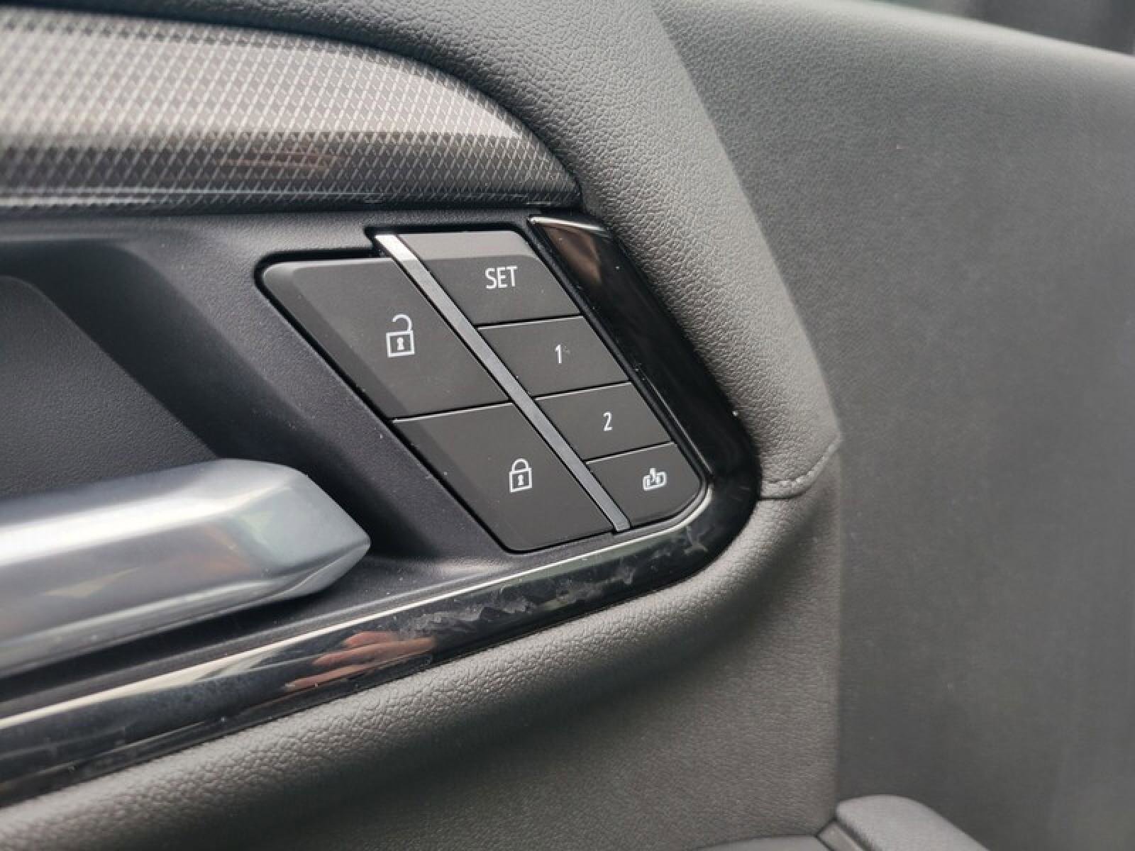 New 2026 GMC Sierra 2500 AT4 w/ AT4 Premium Plus Package image 24