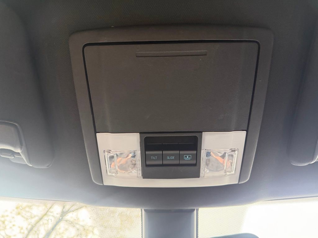 Used 2018 Ford Explorer Platinum AWD/4WD image 16