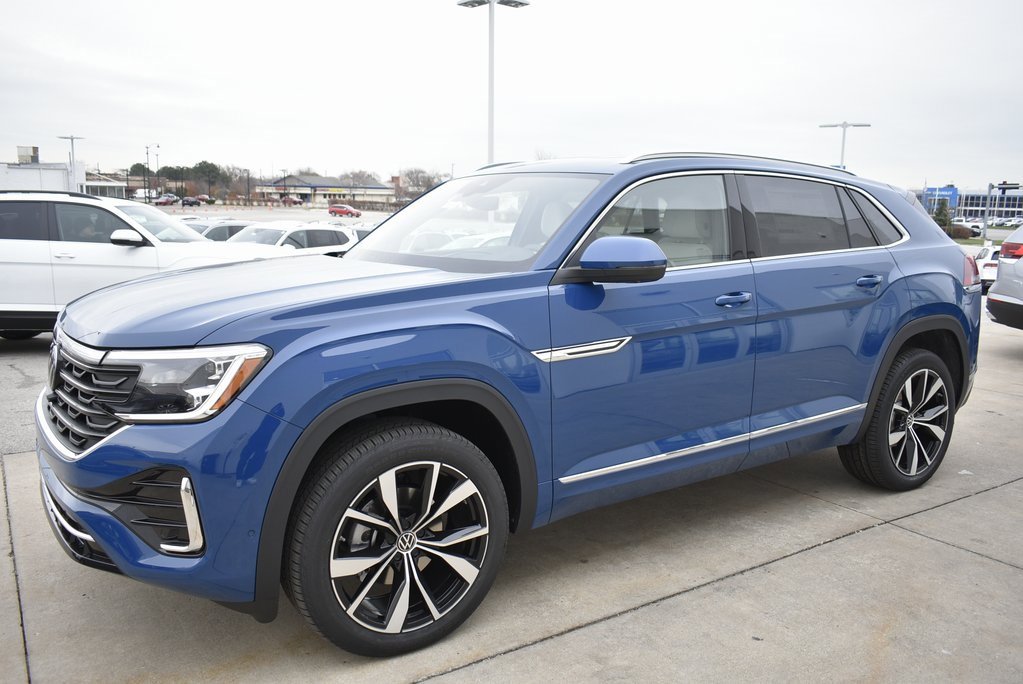 New 2025 Volkswagen Atlas Cross Sport SEL Premium R-Line image 3