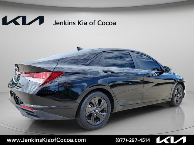 Used 2021 Hyundai Elantra SEL FWD image 4