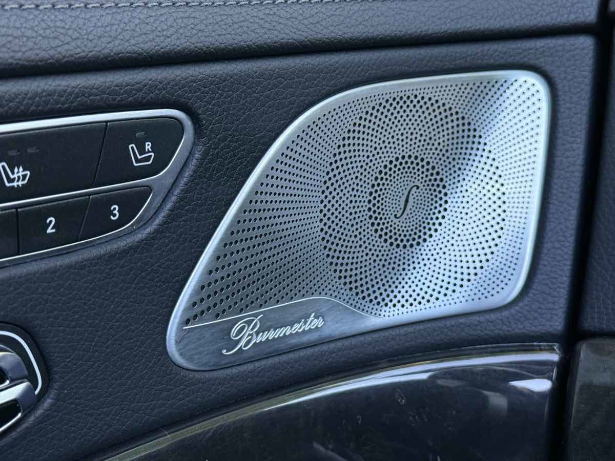 Used 2015 Mercedes-Benz S 550 Sedan image 30