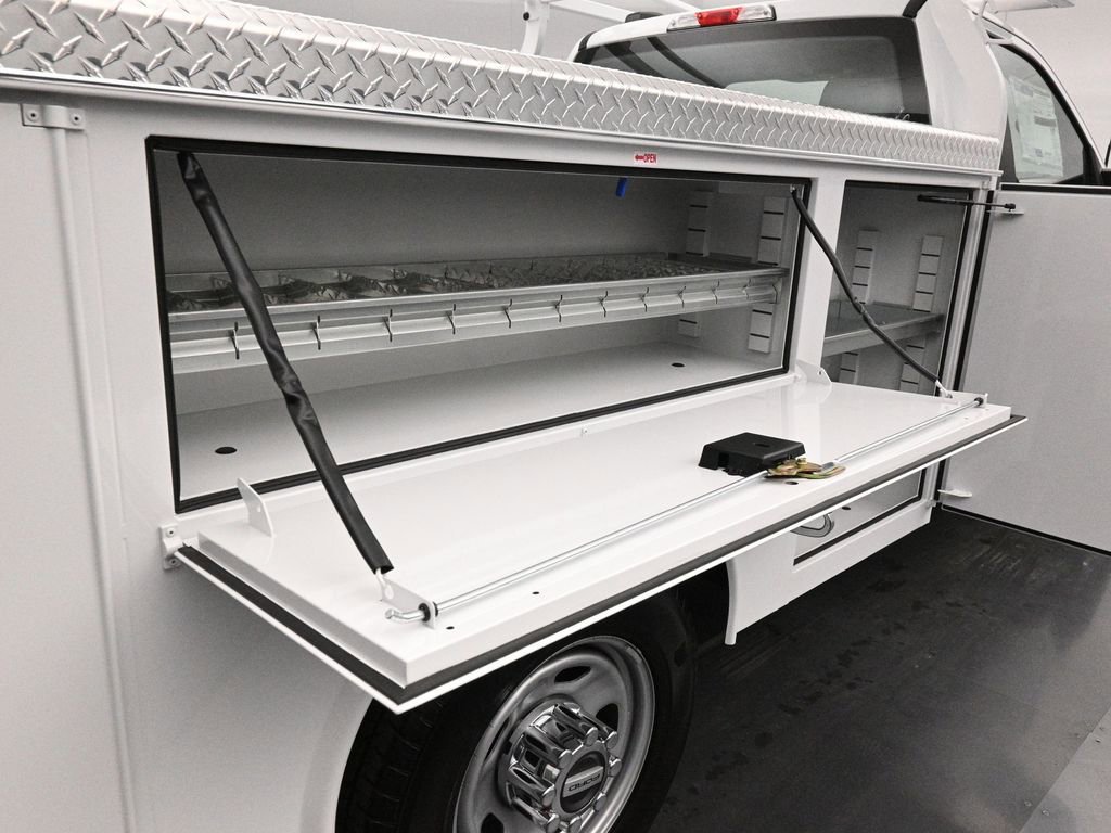 New 2025 Ford F350 XL w/ XL Chrome Package image 23