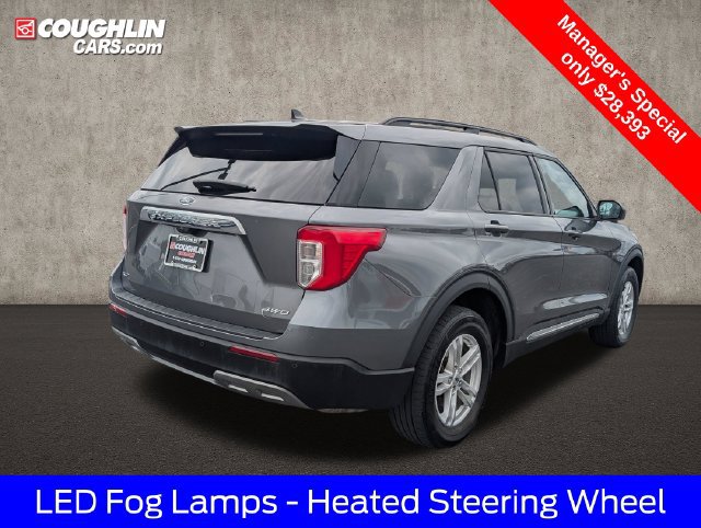 Used 2023 Ford Explorer XLT w/ Equipment Group 202A AWD/4WD image 8