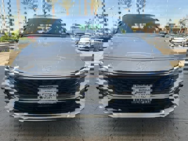 New 2026 Hyundai Elantra SE image 38