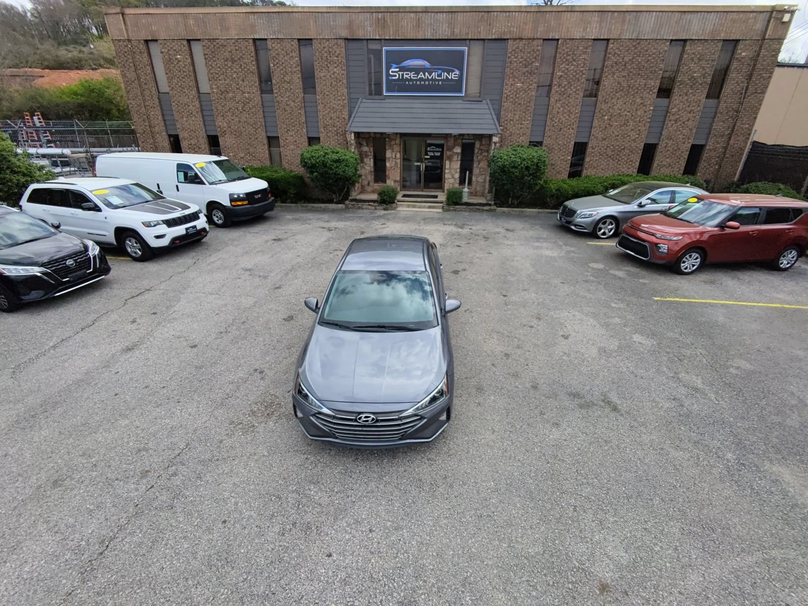 Used 2020 Hyundai Elantra SE w/ Cargo Package (C1) FWD image 18
