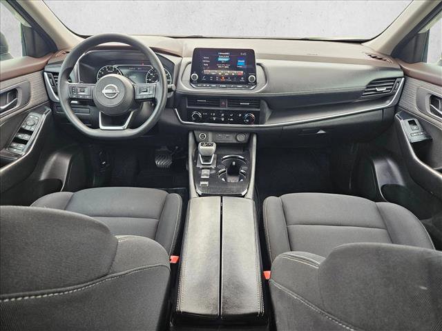Used 2023 Nissan Rogue S FWD image 16