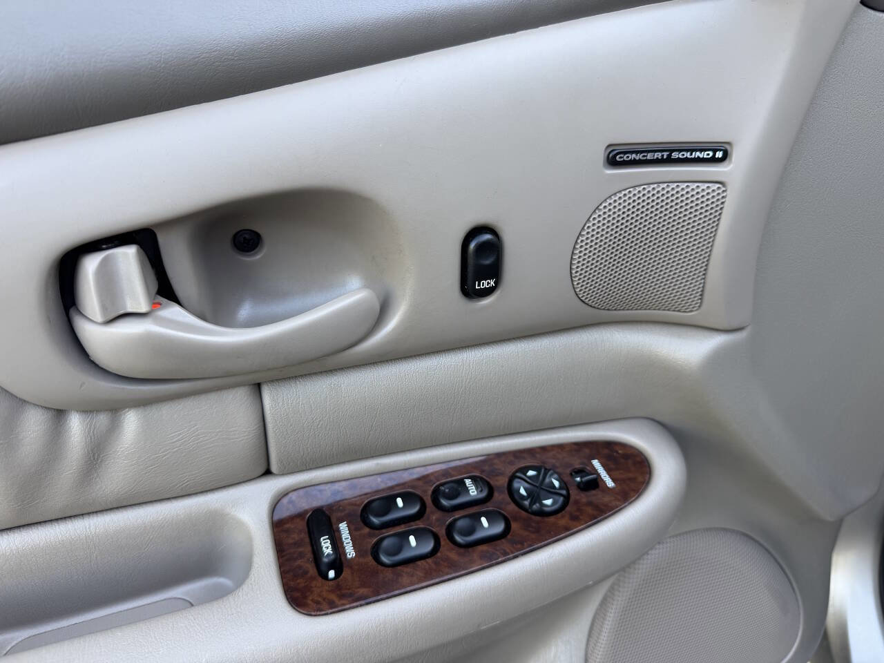 Used 2002 Buick Century Limited FWD image 12