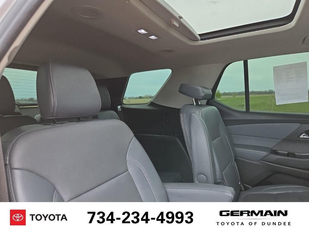 Used 2018 Chevrolet Traverse LT AWD/4WD image 16