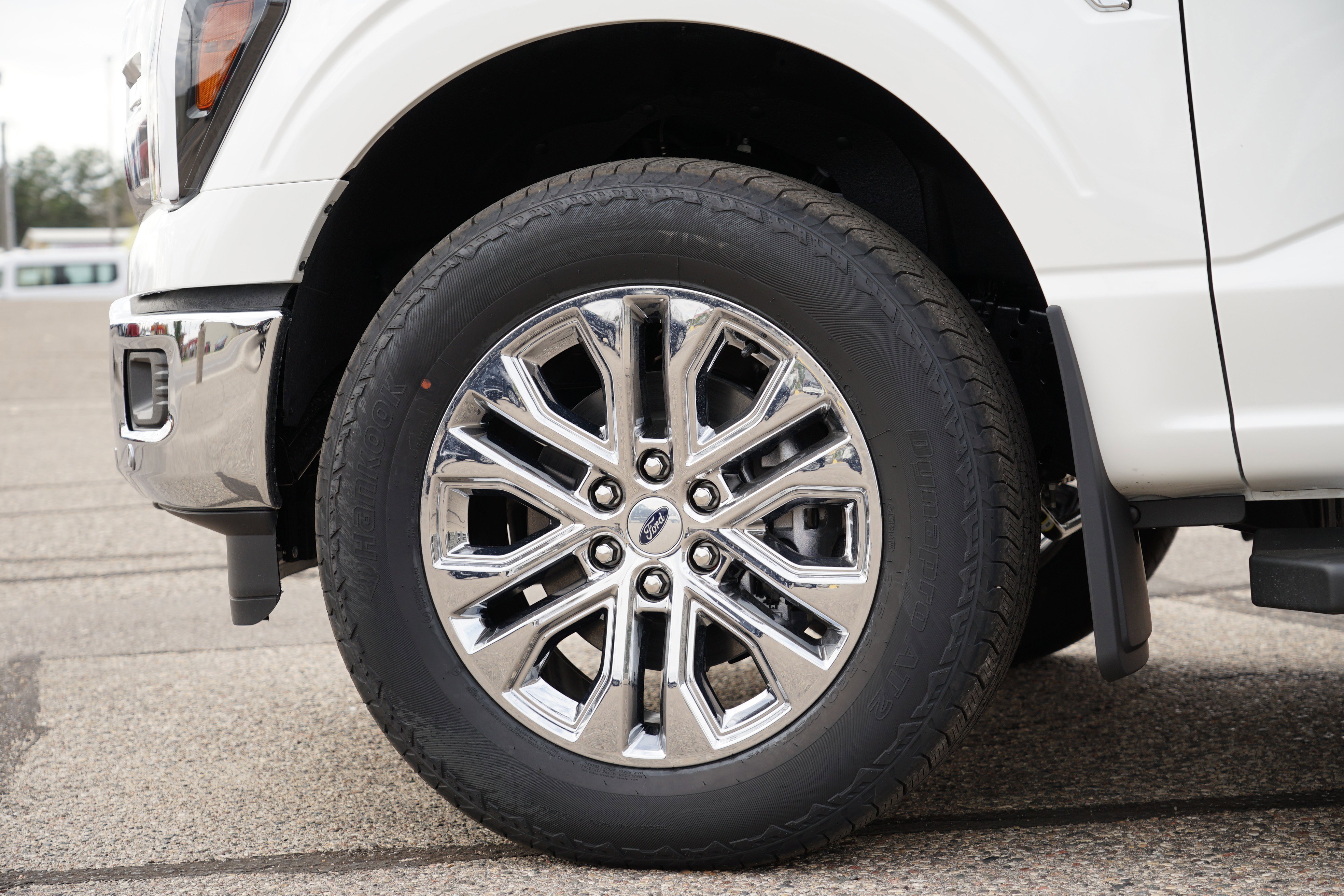 New 2025 Ford F150 Lariat w/ Equipment Group 502A High image 13