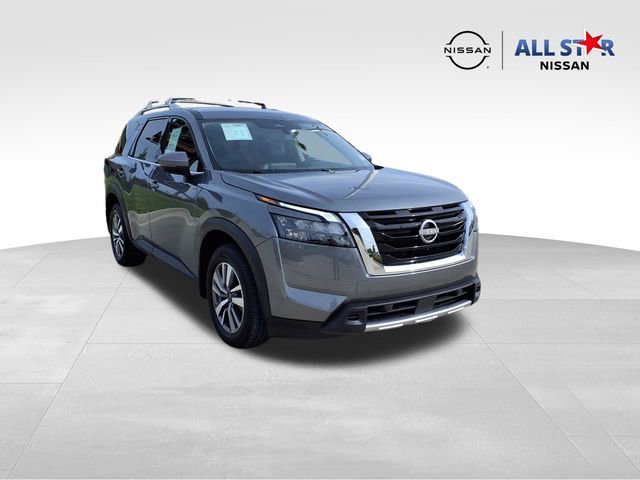 Used 2025 Nissan Pathfinder SL