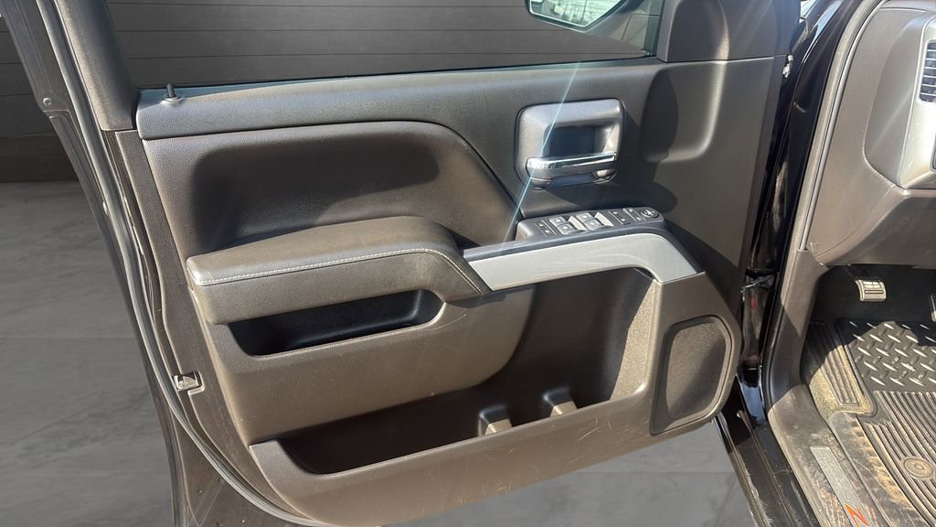 Used 2018 Chevrolet Silverado 1500 LT w/ All Star Edition image 8