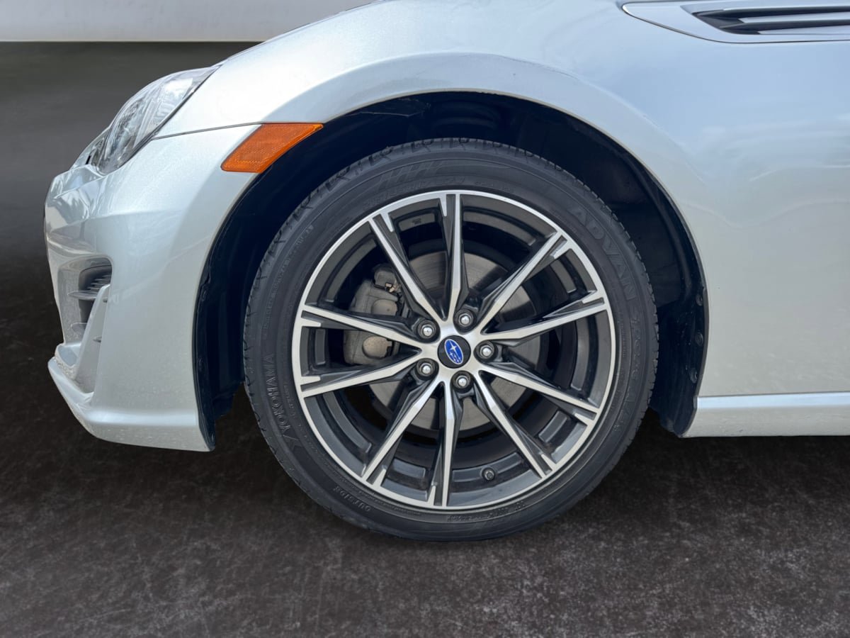 Used 2020 Subaru BRZ Limited w/ Popular Package #2 RWD image 9
