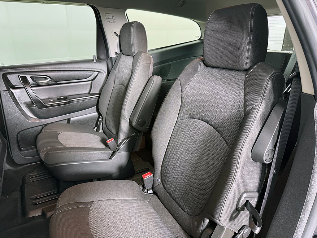 Used 2016 Chevrolet Traverse LT w/ Traveler's Package image 27