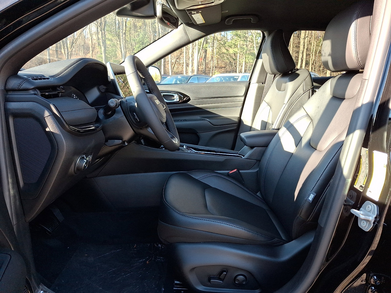 New 2026 Jeep Compass Limited image 9