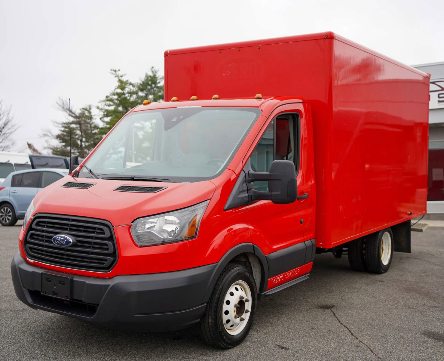 Used 2018 Ford Transit 350 138 DRW image 1