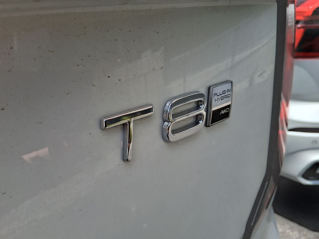 New 2026 Volvo XC90 T8 Plus w/ Protection Package Premier AWD/4WD image 8