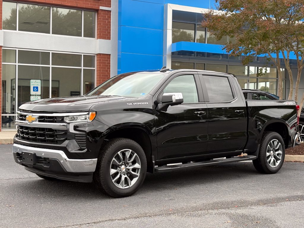 New 2026 Chevrolet Silverado 1500 LT w/ Safety Package