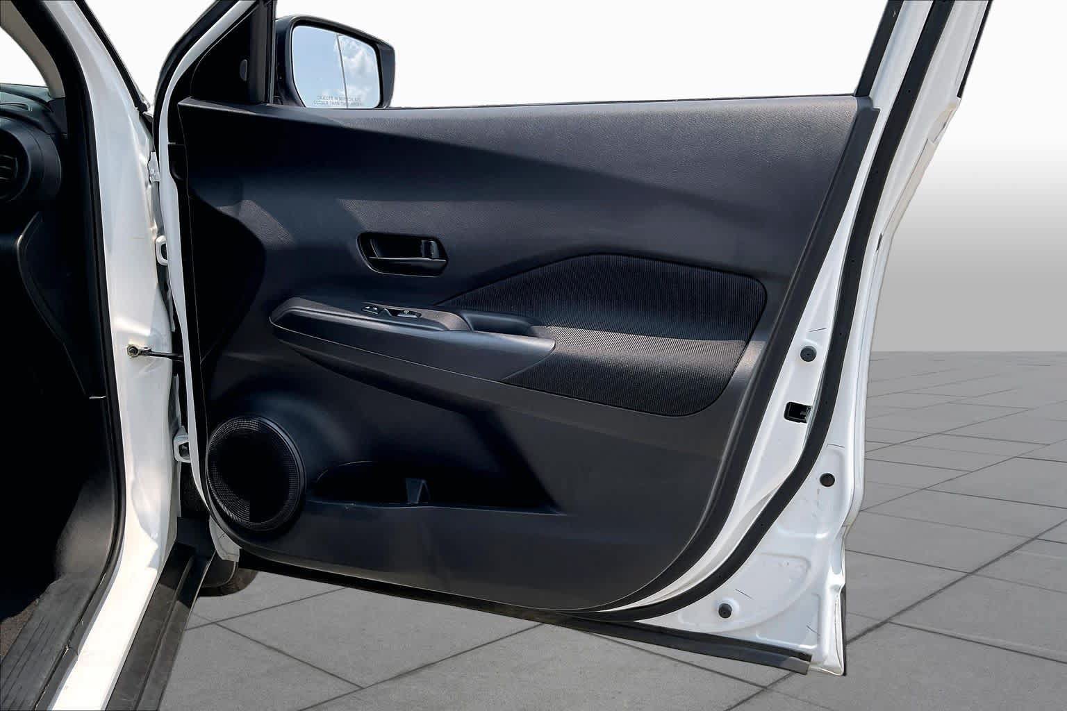 Used 2024 Nissan Kicks S FWD image 22