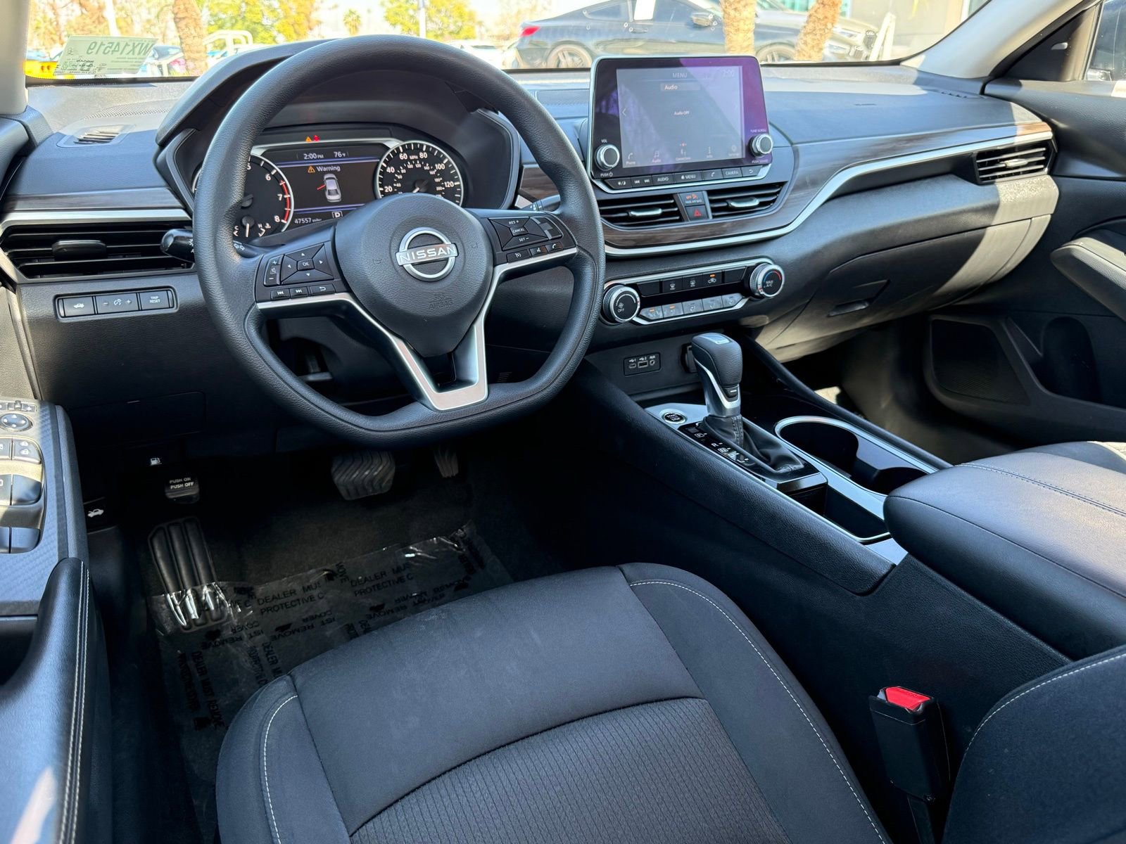 Used 2024 Nissan Altima 2.5 SV image 31