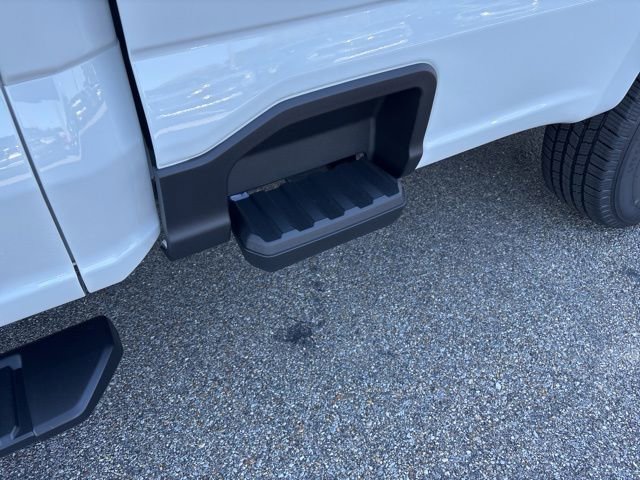 New 2026 Ford F250 XL image 5