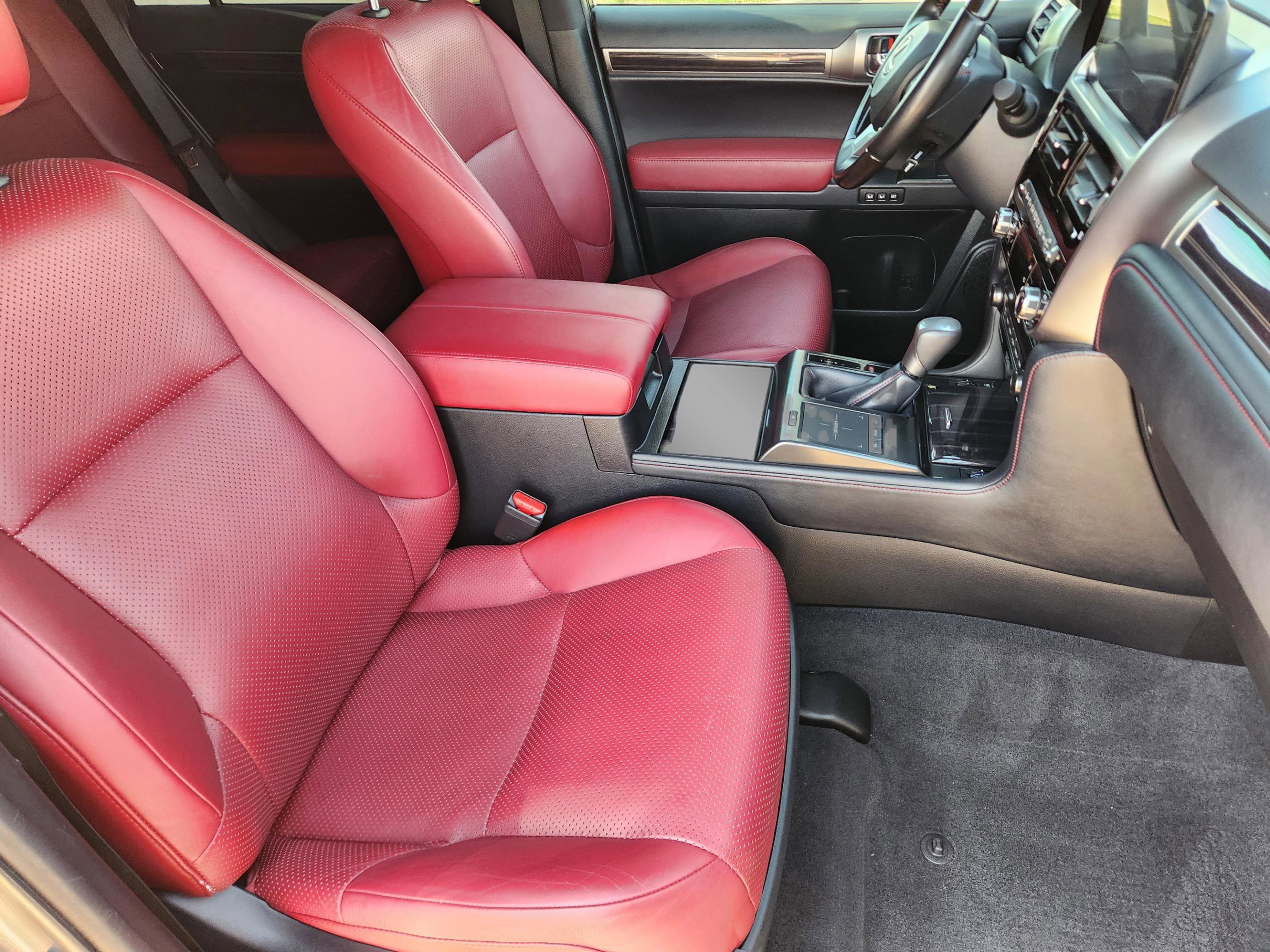 Used 2022 Lexus GX 460 Luxury w/ Off Road Package image 32