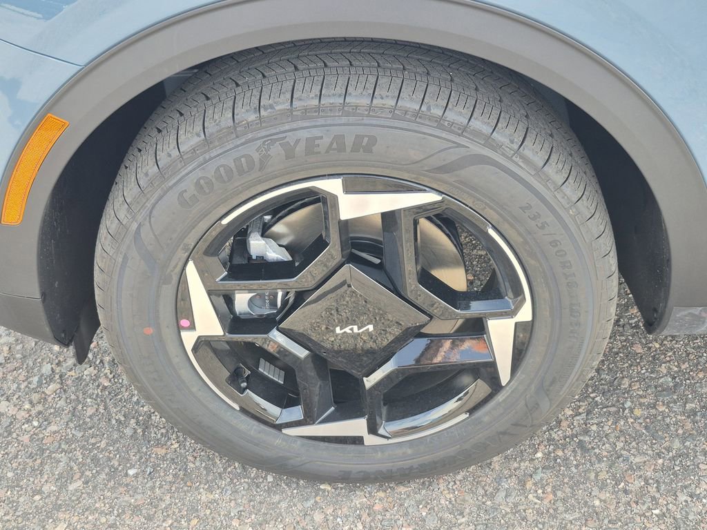 New 2026 Kia Sportage EX image 17