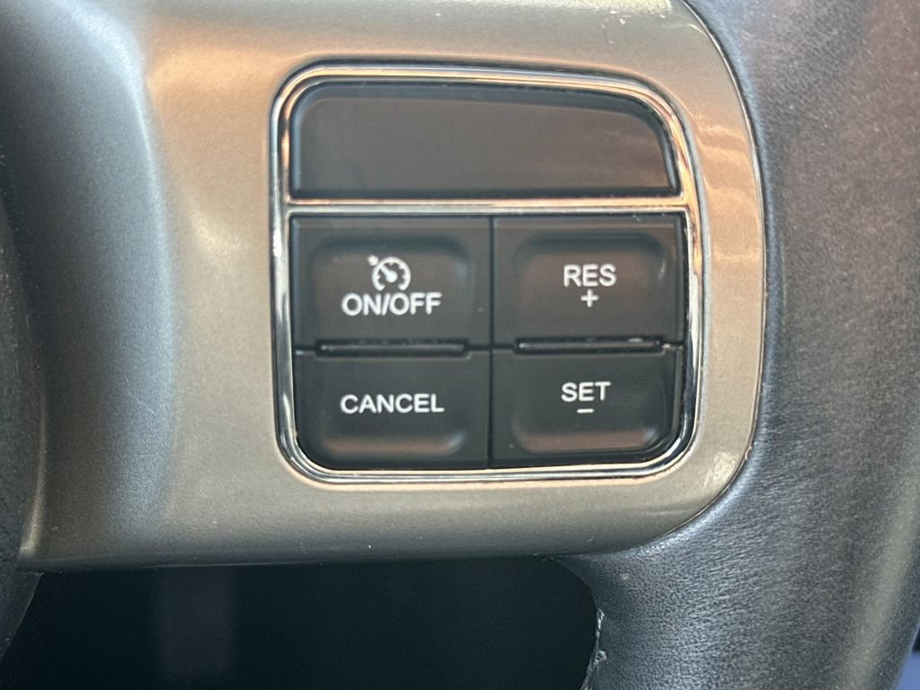 Used 2012 Jeep Grand Cherokee Laredo image 26