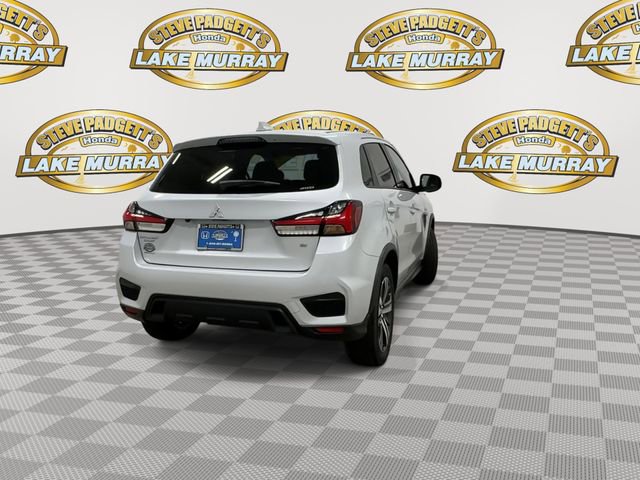 Used 2024 Mitsubishi Outlander Sport SE AWD/4WD image 2