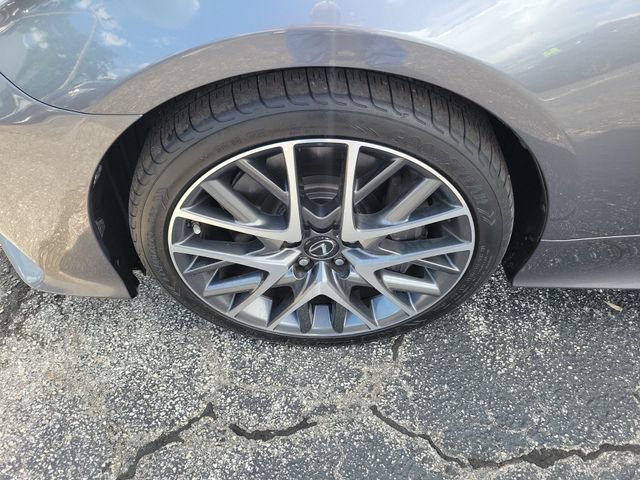 Used 2016 Lexus RC 200t RWD image 5