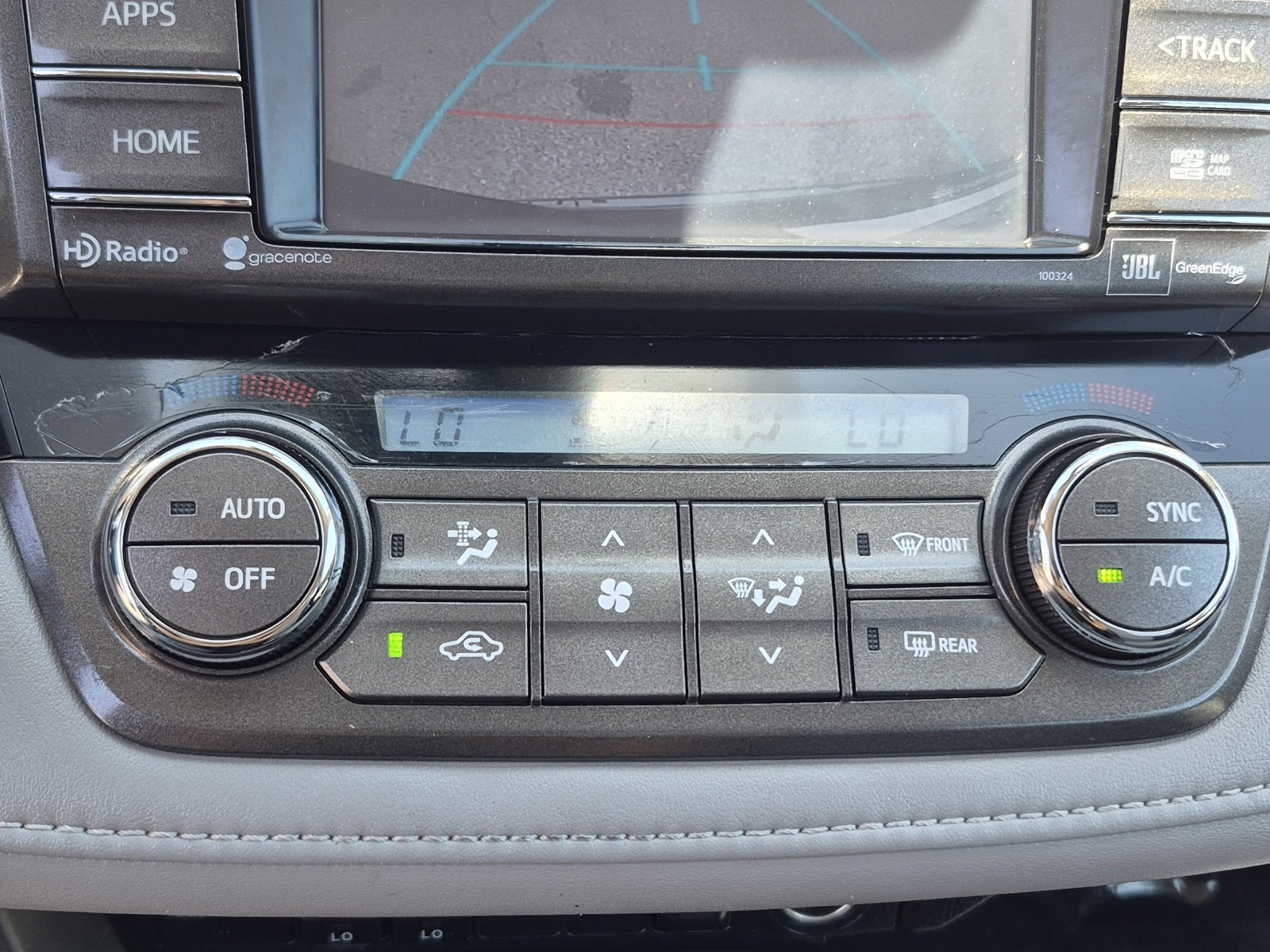 Used 2014 Toyota RAV4 Limited w/ Technology Package FWD image 29