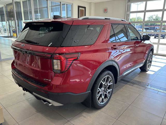 Certified 2025 Ford Explorer Platinum w/ Ultimate Package AWD/4WD image 3