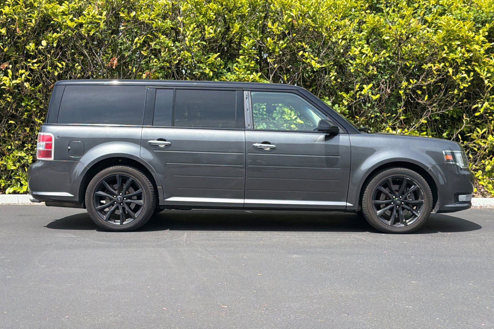 Used 2019 Ford Flex SEL w/ Equipment Group 202A AWD/4WD image 3