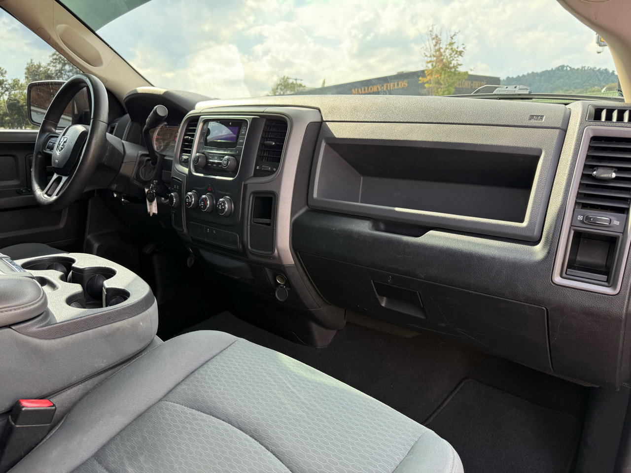 Used 2014 RAM 1500 Express image 23