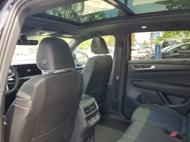 New 2026 Volkswagen Atlas Cross Sport SEL Premium R-Line AWD/4WD image 11
