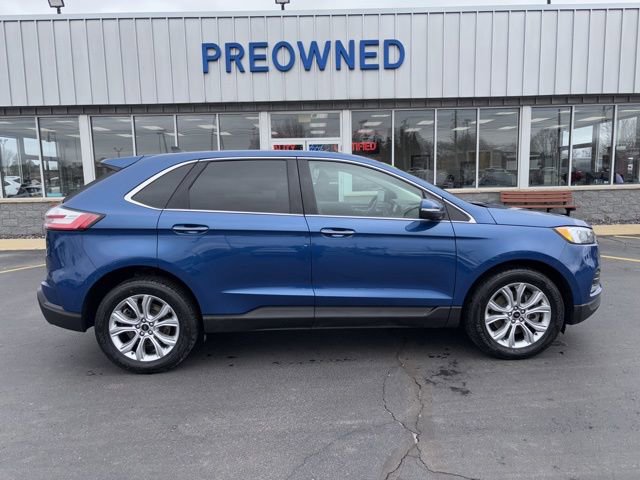 Certified 2024 Ford Edge Titanium AWD/4WD image 2