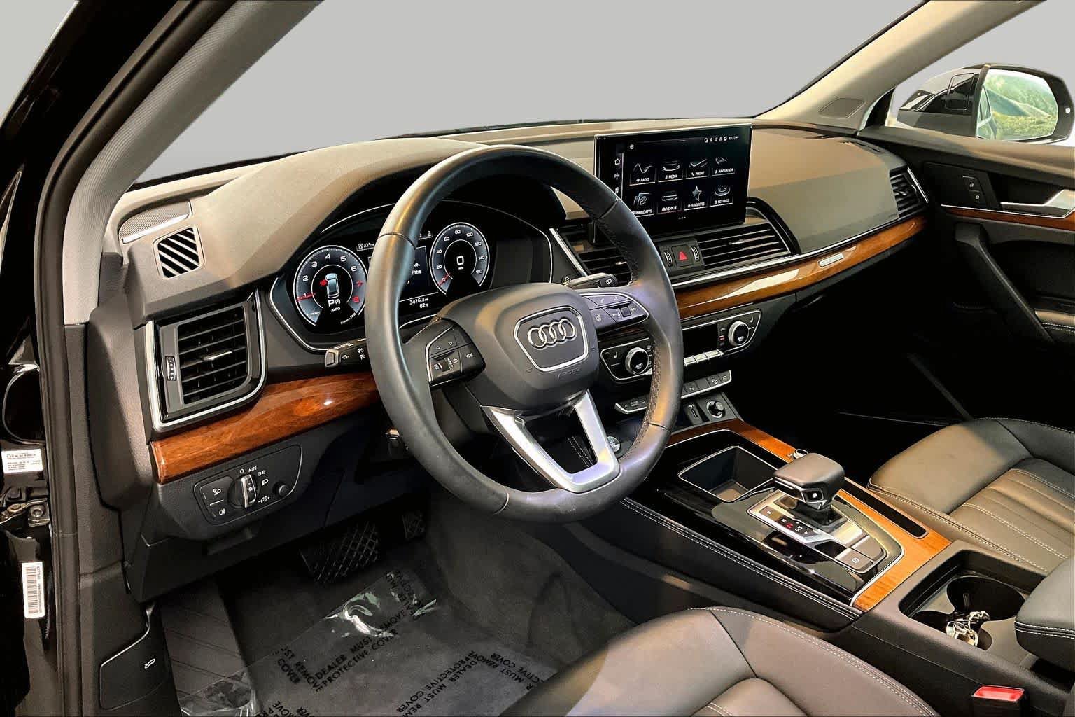 Used 2023 Audi Q5 2.0T Premium Plus AWD/4WD image 18