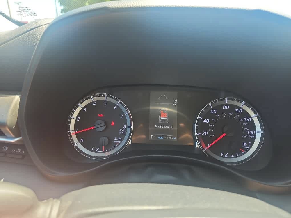 Used 2021 Toyota Highlander L FWD image 20