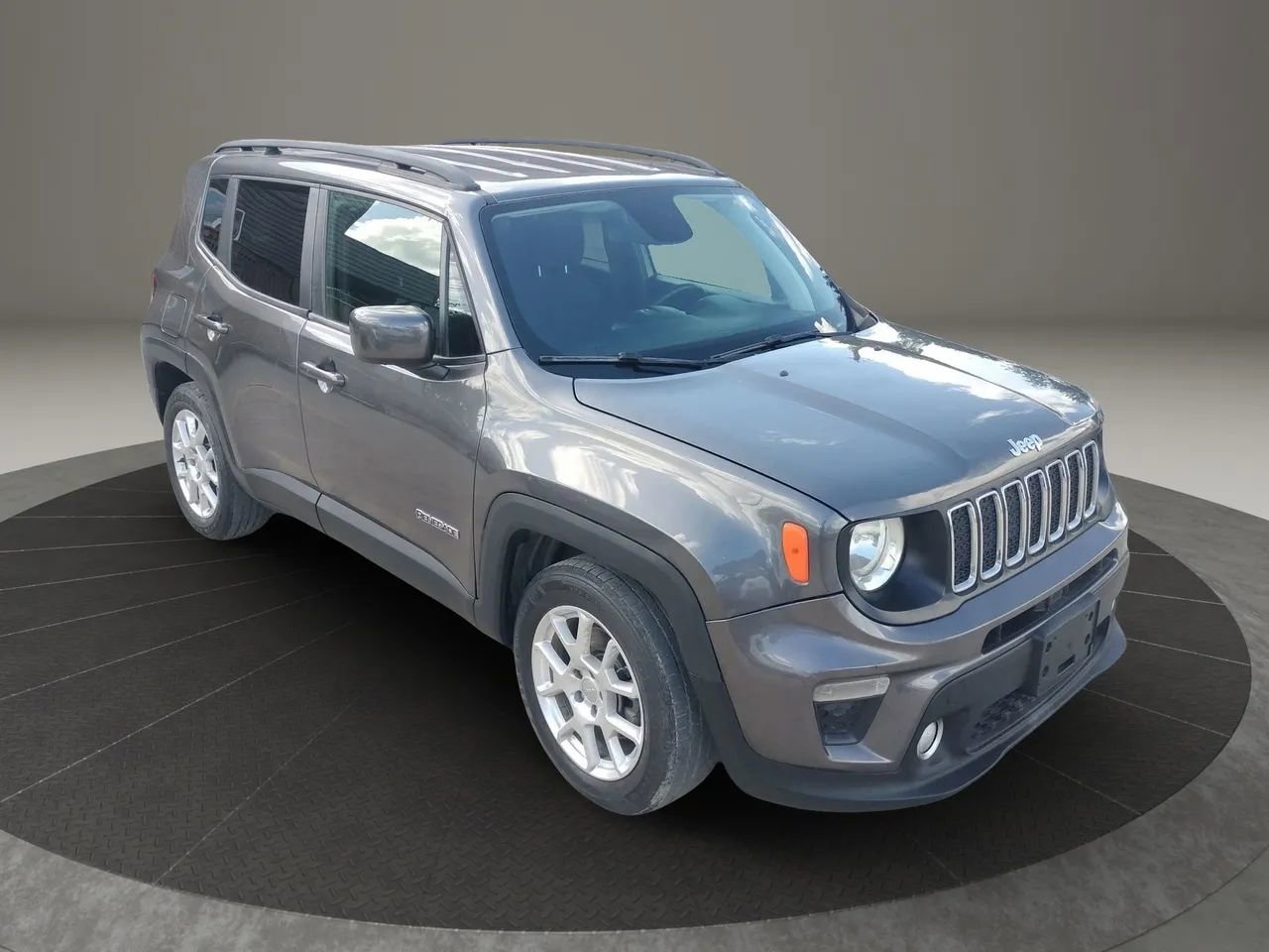 Used 2019 Jeep Renegade Latitude image 13