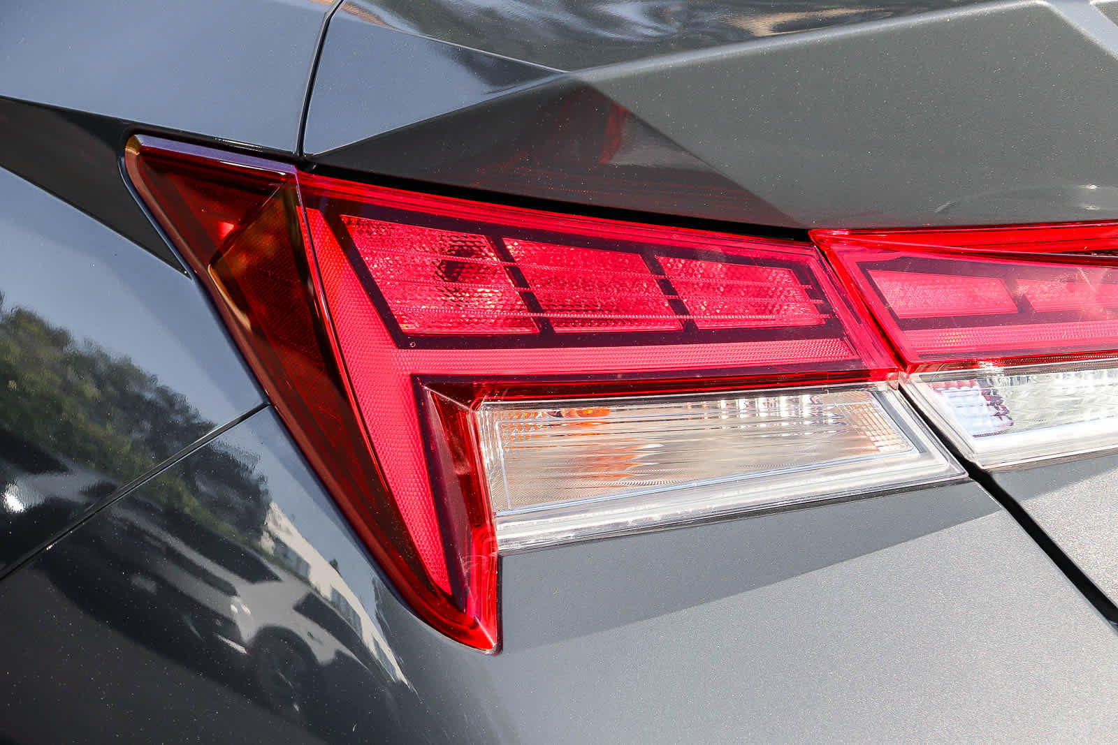 Certified 2025 Hyundai Elantra SEL FWD image 9