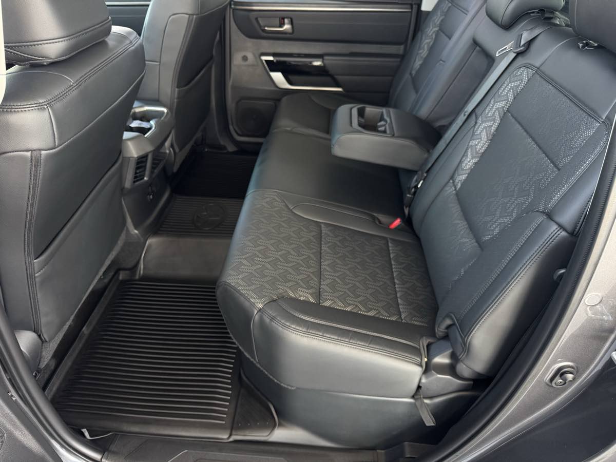 Used 2024 Toyota Tundra Limited AWD/4WD image 19