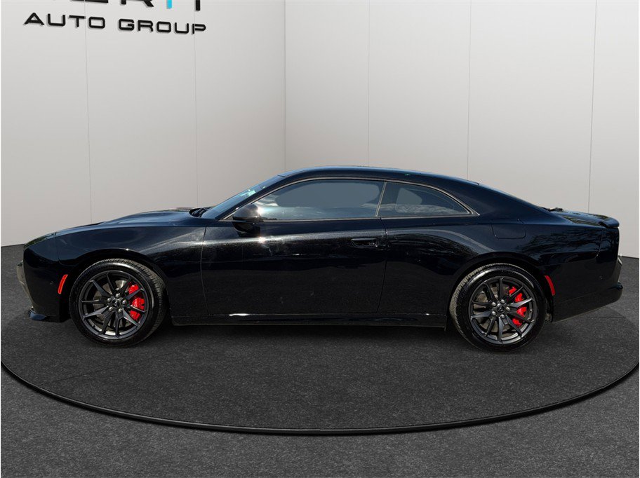Used 2024 Dodge Charger Daytona Scat Pack w/ Plus Group AWD/4WD image 5