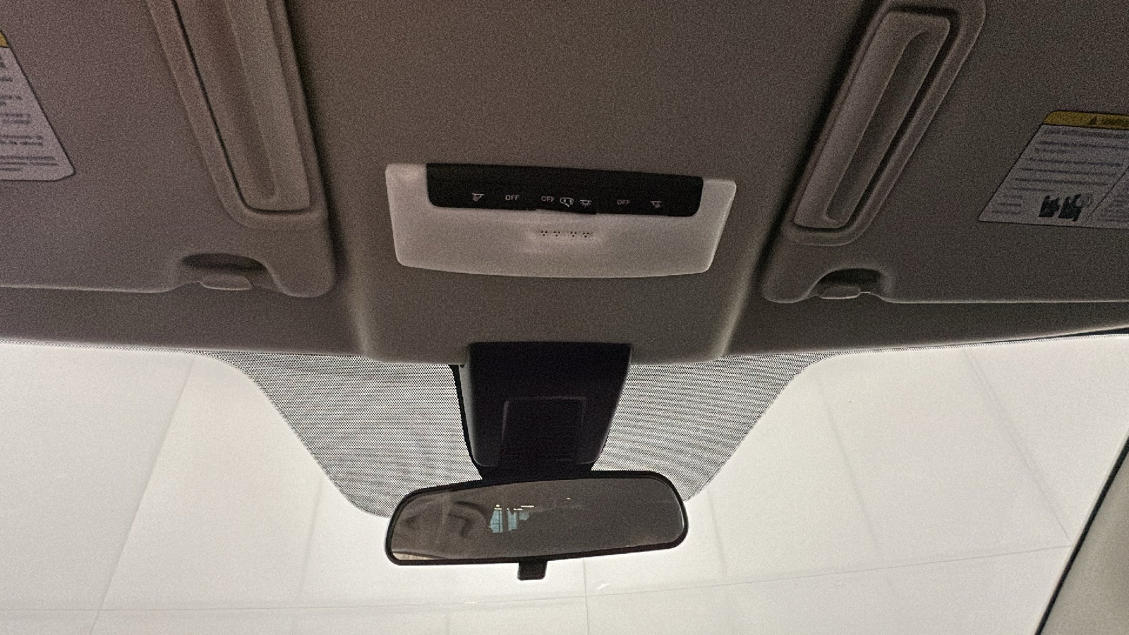 Used 2023 Nissan Kicks SV FWD image 30
