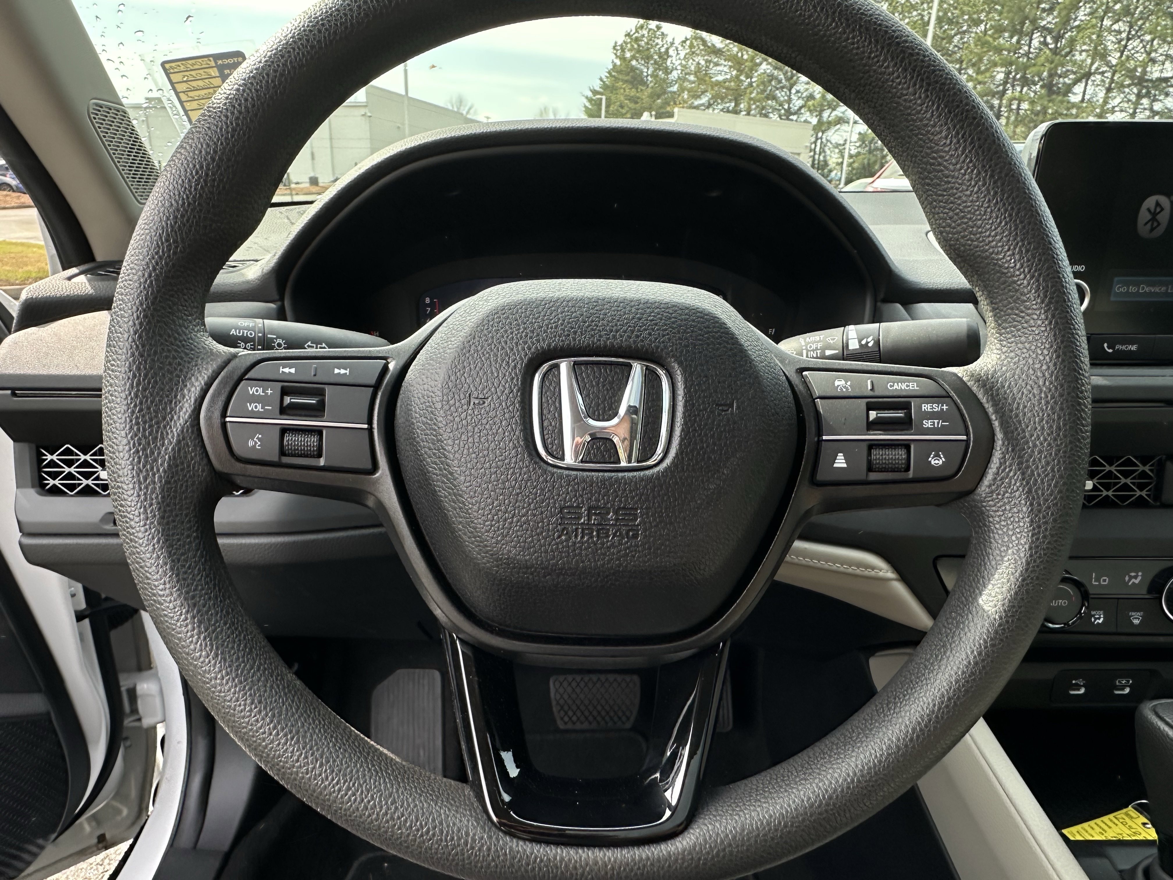 Used 2025 Honda Accord SE image 6