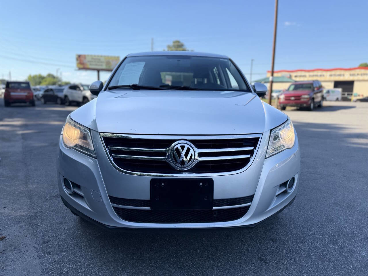 Used 2011 Volkswagen Tiguan S AWD/4WD image 2
