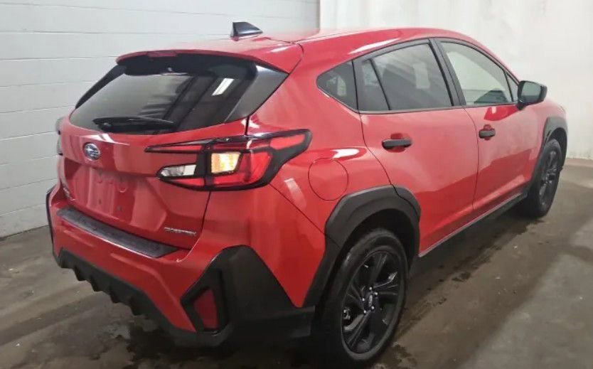 Used 2024 Subaru Crosstrek 2.0i image 3