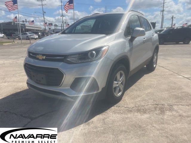 Used 2022 Chevrolet Trax LT w/ Driver Confidence Package image 4